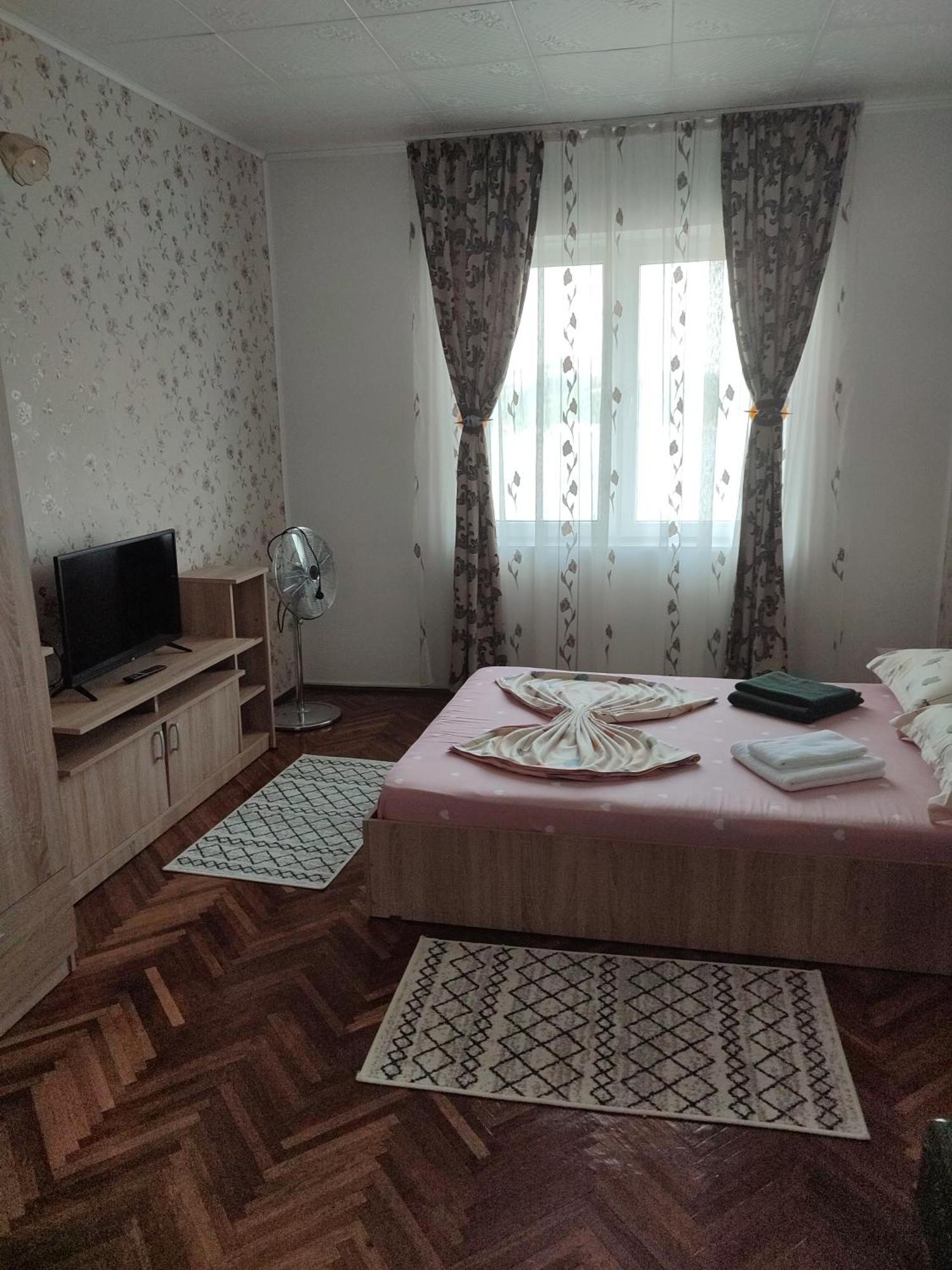 Готель Casa Rebeca Оршова Екстер'єр фото